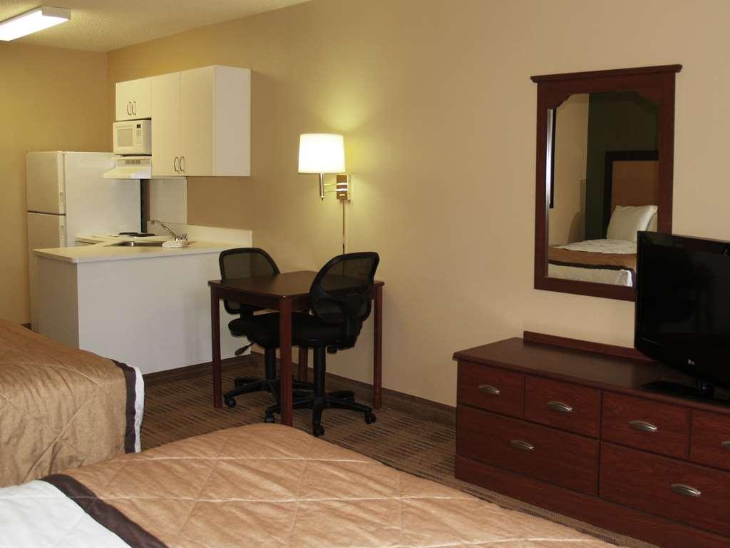 Extended Stay America Suites - Washington Dc Germantown Milestone Стая снимка