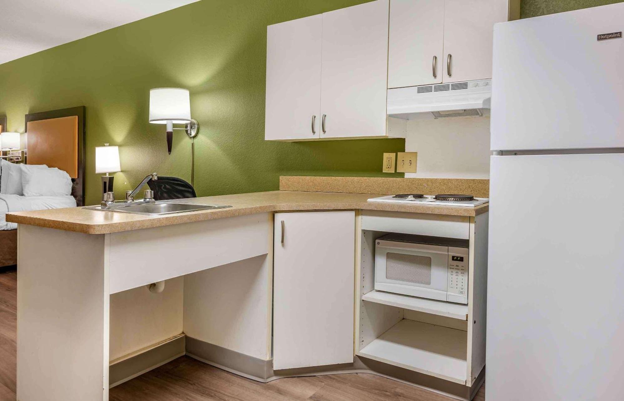 Extended Stay America Suites - Washington Dc Germantown Milestone Екстериор снимка