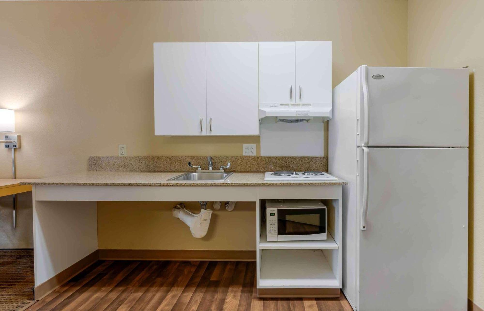 Extended Stay America Suites - Washington Dc Germantown Milestone Екстериор снимка