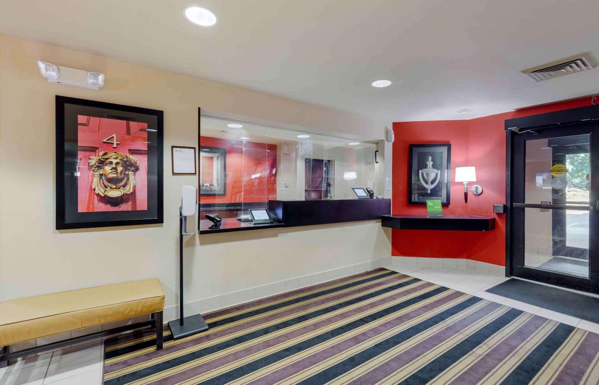 Extended Stay America Suites - Washington Dc Germantown Milestone Екстериор снимка