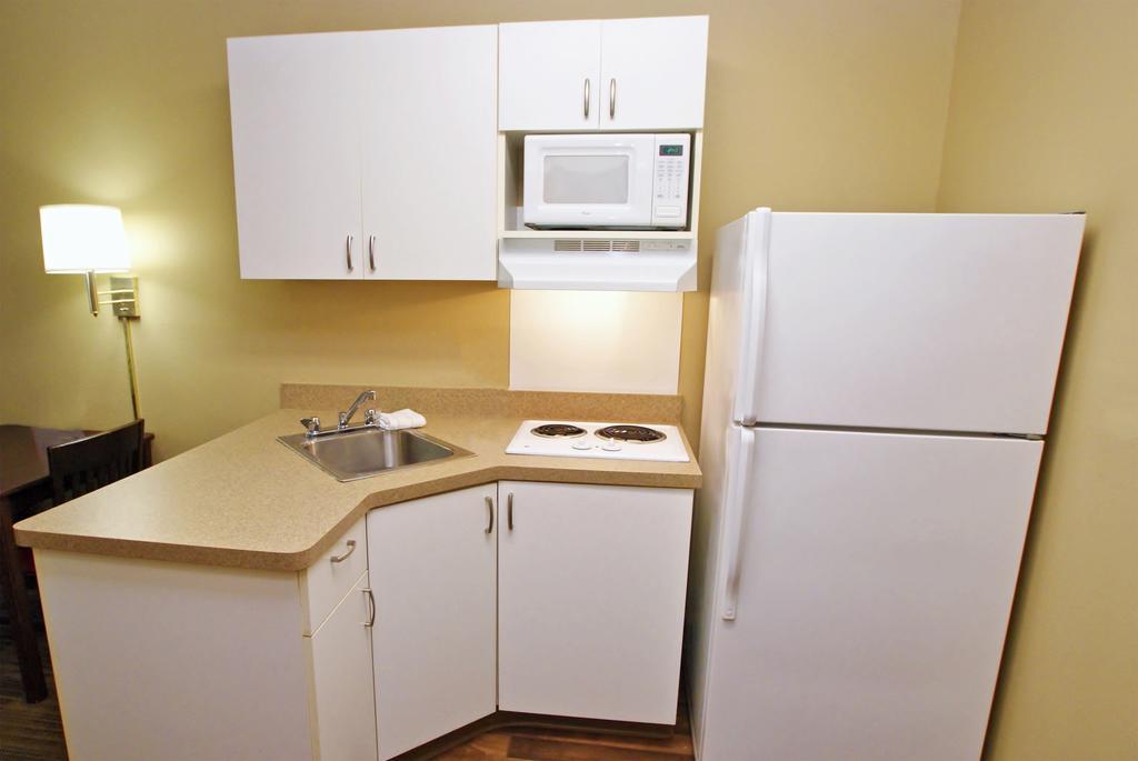 Extended Stay America Suites - Washington Dc Germantown Milestone Екстериор снимка