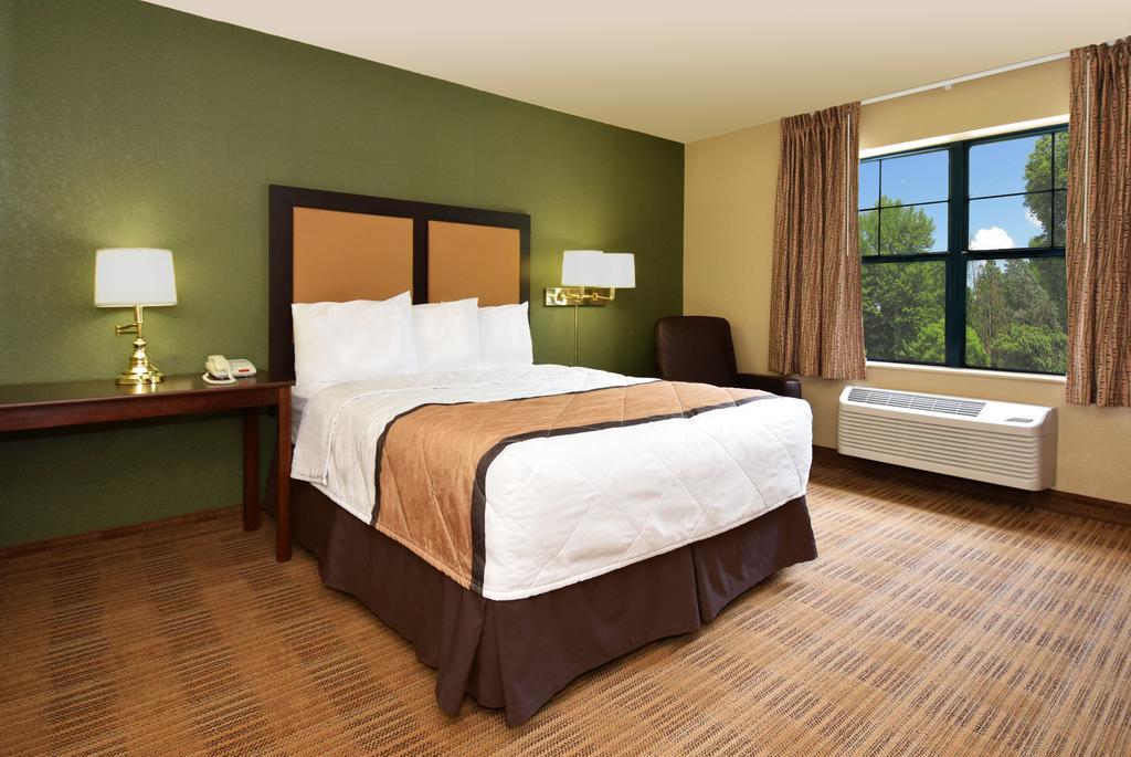 Extended Stay America Suites - Washington Dc Germantown Milestone Екстериор снимка