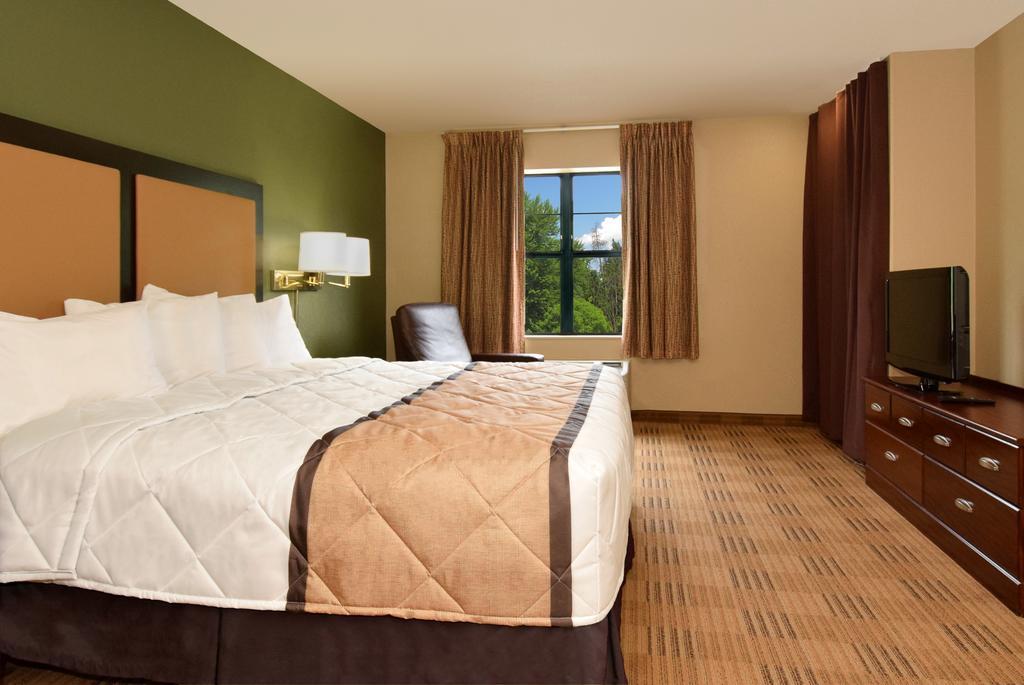 Extended Stay America Suites - Washington Dc Germantown Milestone Екстериор снимка